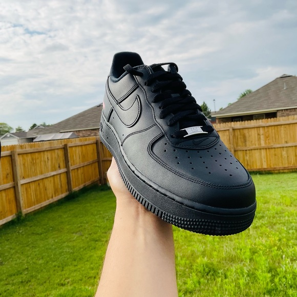 Nike Air Force 1 Supreme - Picture 5 of 7